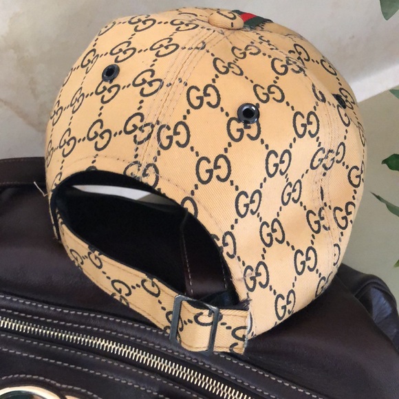 NWOT Logo (Beige) G baseball cap with house brand Bee - Picture 6 of 16